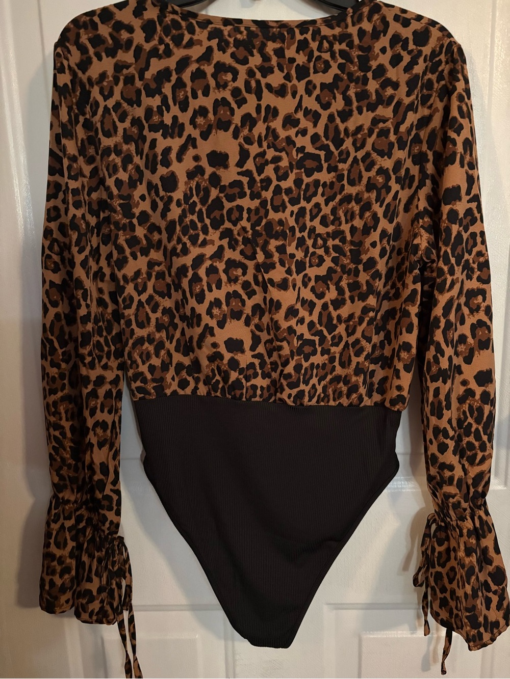 NWT Leopard Print Long Sleeve One-Piece Bodysuit - Brown/Black - Picture 3 of 8